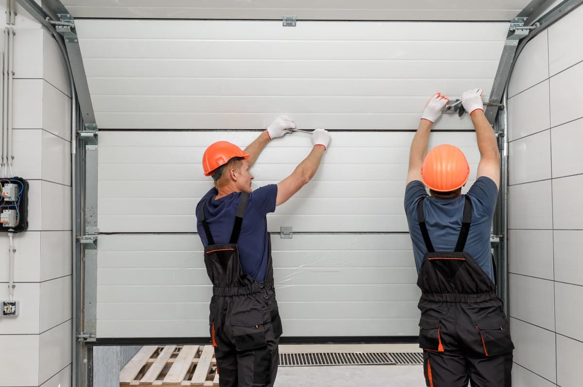 Save Time and Money With These Essential Garage Door Repair Tips